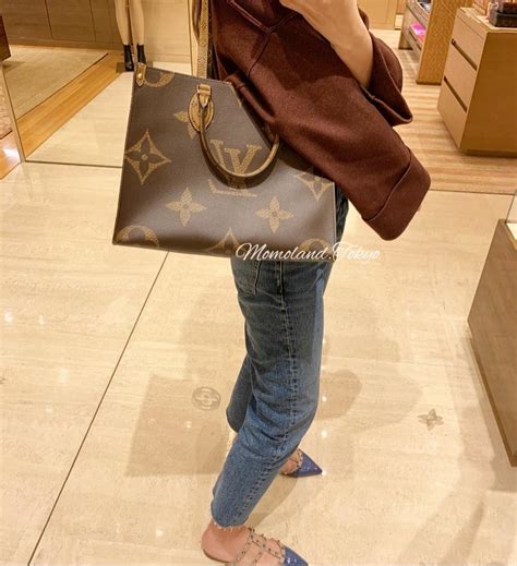 lv on the go mm price philippines|louis vuitton onthego mm bag.